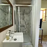 Eveleos Apartment *