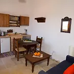 Eveleos Apartment *