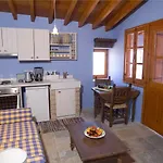 Eveleos Apartment