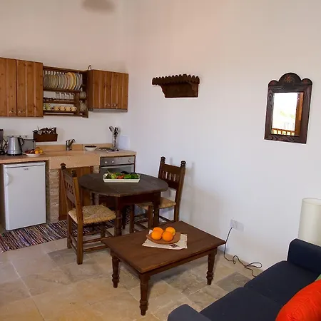 Eveleos Apartamento *