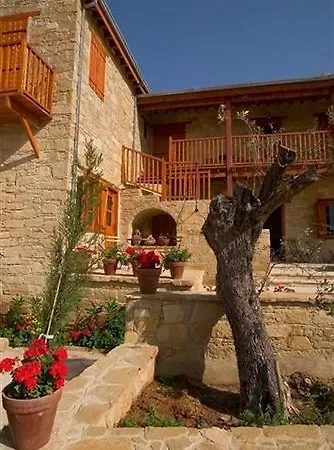 Eveleos Apartamento Tochni