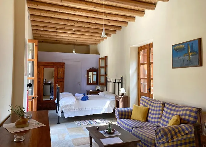 Eveleos Appartement Tokhni