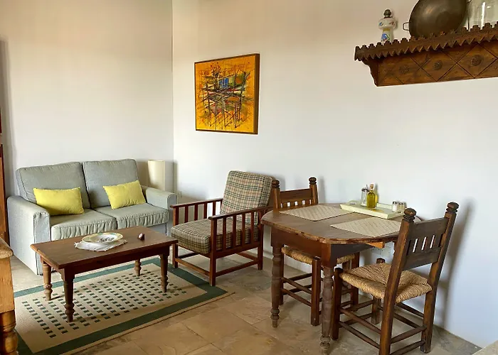 Eveleos Appartement Tokhni